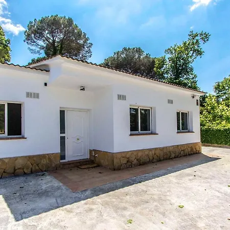 Villa Fogars De Tordera Sleeps 7 Pool Wifi