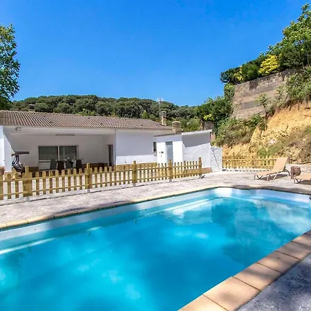 Fogars De Tordera Sleeps 7 Pool Wifi